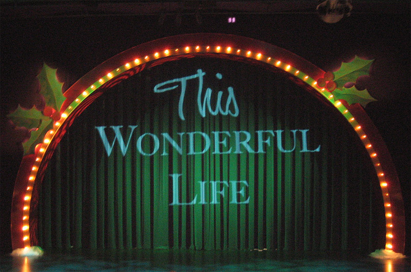 Set by Robin Sanford Roberts for This Wonderful Life